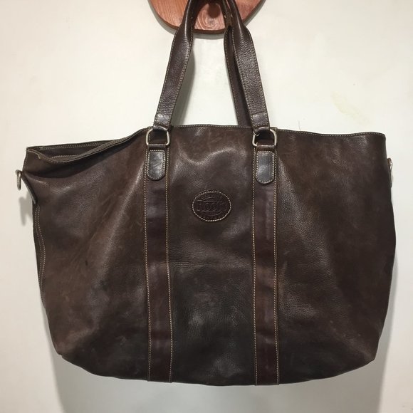 Roots Handbags - ROOTS LEATHER TRAVEL BAGS